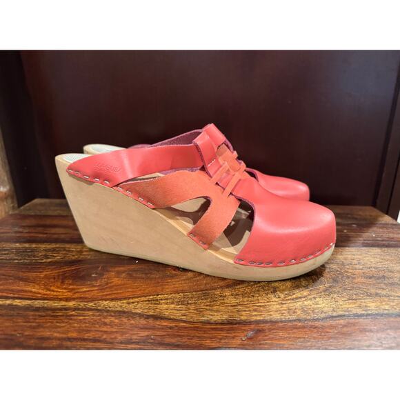 New Maguba Leather & Wood Clogs Paris Model – Bright Coral Pink Size 8 - Picture 2 of 8